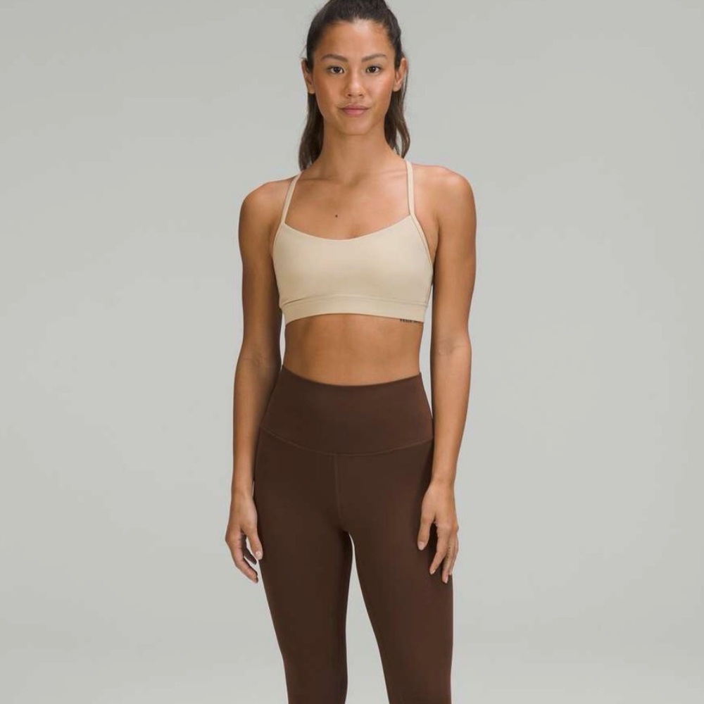 Lululemon Flow Y  Sports Bra in Trench size 6